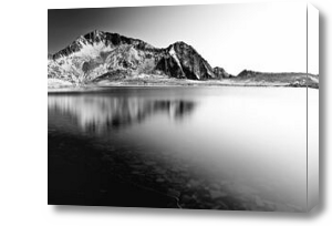 Картина Горы, озеро